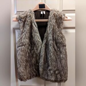 Madison Faux Fur & Knit Vest - size large
